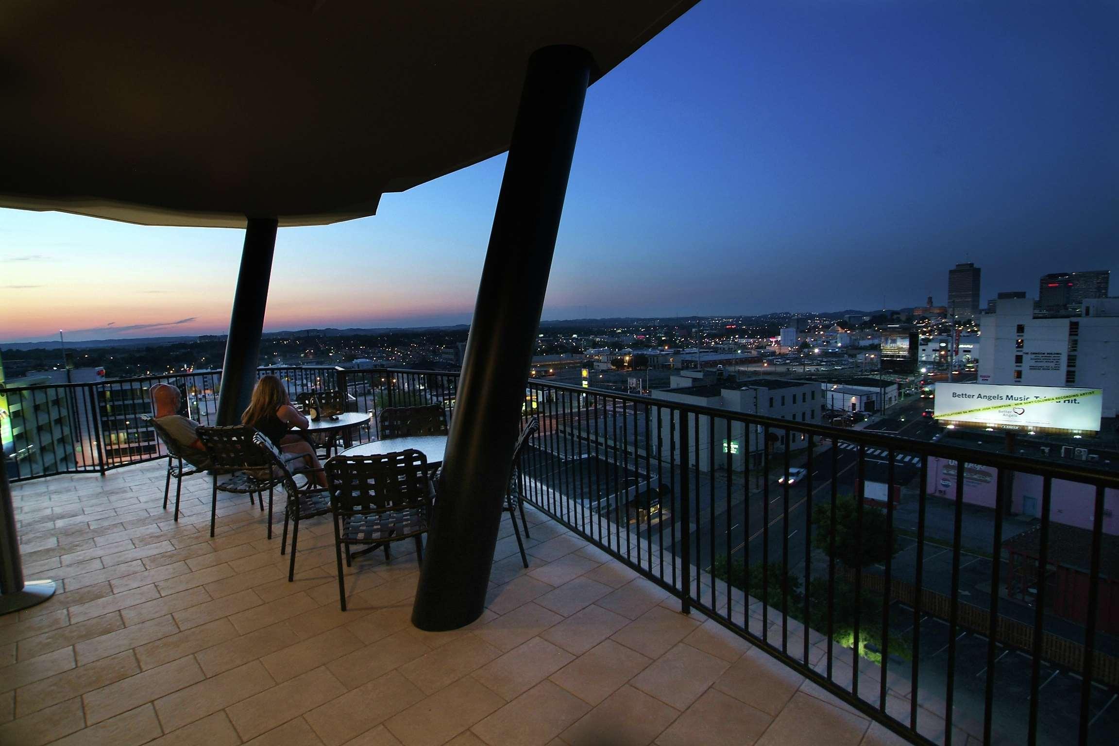 Hilton Garden Vanderbilt Hotel